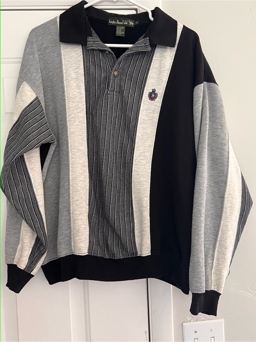 Vintage Men's Knights of Round Table Long-Sleeve Rugby Polo Large